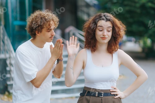 Preview: Heartbroken man tries to stop girlfriend from walking away