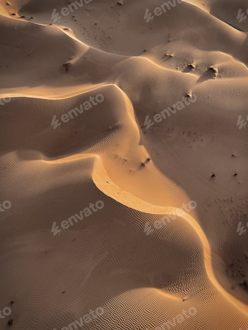 Preview: Endless sand dunes of UAE from above