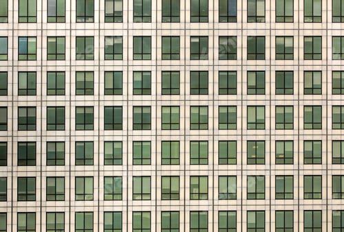 Preview: Facade of a commercial building