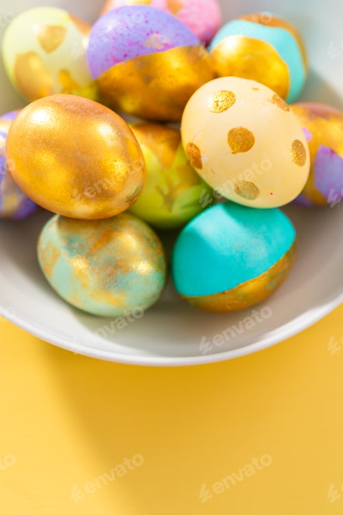 Preview: Easter eggs