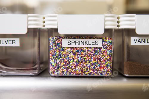 Preview: Colorful Sprinkles in Container for Baking and Decorating