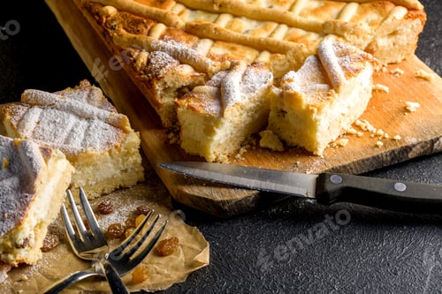 Preview: Homemade cheesecake with raisins
