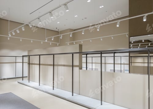 Preview: Moscow,Russia 12 07 2024 Cos Arket hm Empty closing magazine shop in Paveletskaya plaza station