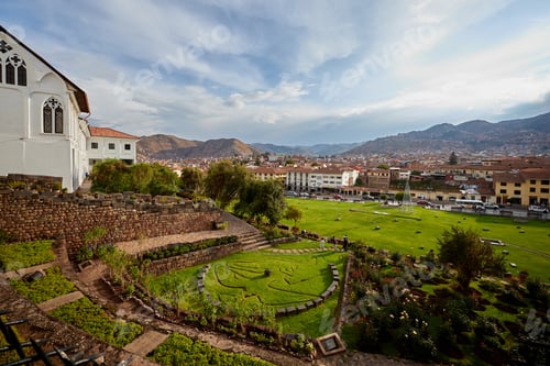 Preview: Scenic view of Cusco from Coricancha