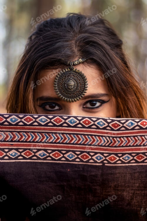 Preview: Portrait of young hot woman posing in studio