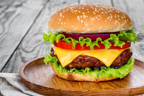 Preview: Tasty and appetizing hamburger cheeseburger