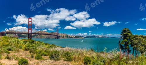Preview: Panoramic large resolution shot of Golden Gate Bridge in San Fra