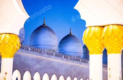 Preview: detail of Sheikh Zayed Grand Mosque in Abu Dhabi United Arab Emirates