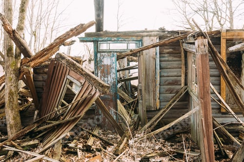 Preview: Abandoned Ruined Old Wooden Village House In Chernobyl Resettlement Zone. Belarus. Chornobyl
