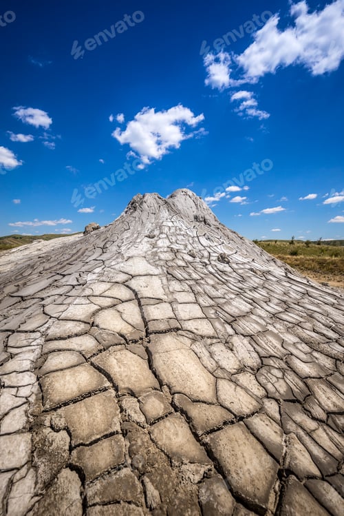 Preview: Eruption of mud