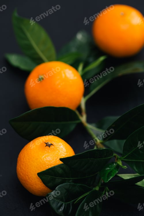 Preview: Mandarins on the table