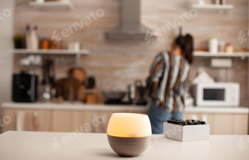 Preview: Diffuser with essential oils