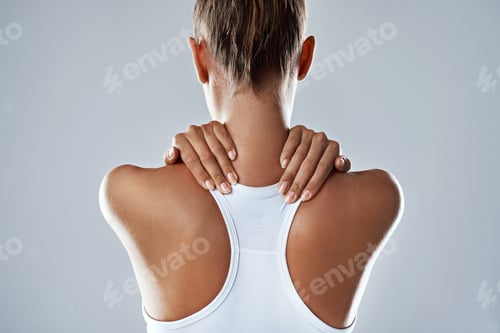 Preview: Feeling a little strain in her neck