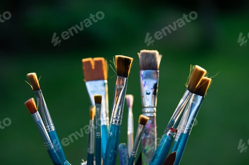 Preview: Artist's old brushes close-up