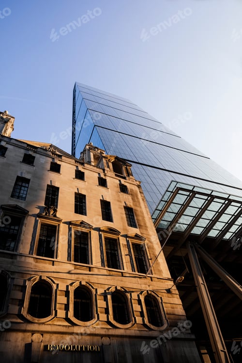 Preview: Low wide angle view of Leadenhall Building, London, UK