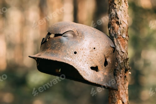 Preview: Damaged By Bullets And Shrapnel Metal Helmet Of German Infantry