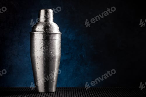 Preview: Cocktail shaker
