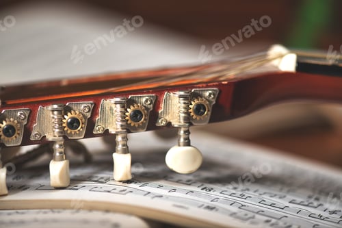 Preview: Mandolin tuning keys backed