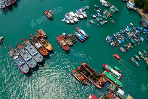 Preview: Aberdeen, Hong Kong 12 May 2019: Top view of Hong Kong typhoon shelter in Aberdeen