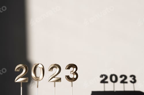 Visualização: Fundo festivo abstrato com a data de 2023, uma sombra dos números na parede