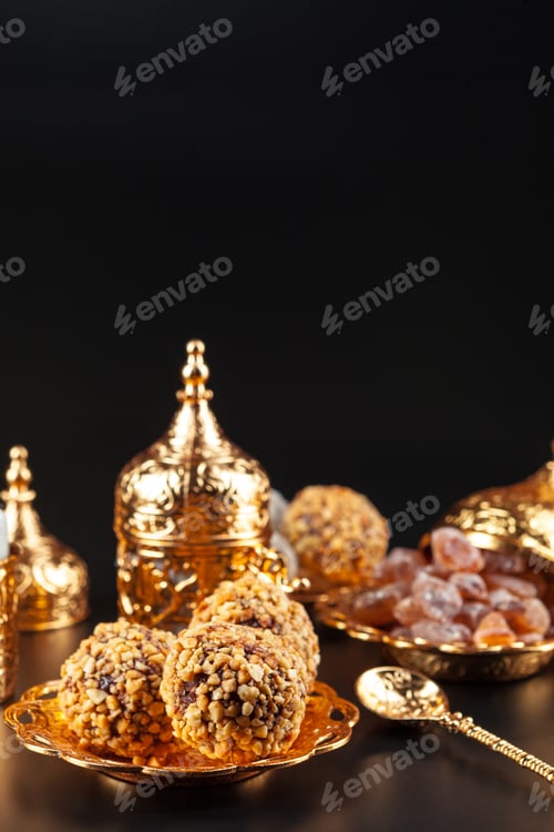 Preview: Traditional Turkish coffee and Turkish delight