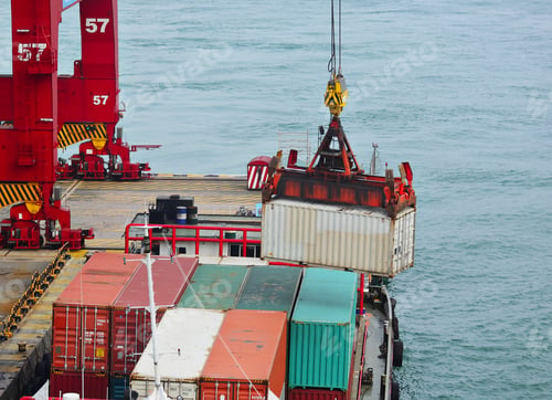 Preview: container cargo operation