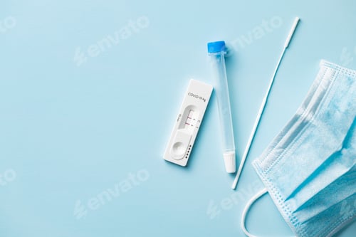 Preview: Positive Covid-19 antigen test. Coronavirus antigen rapid test.