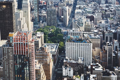 Preview: View of magnificent metropolitan city
