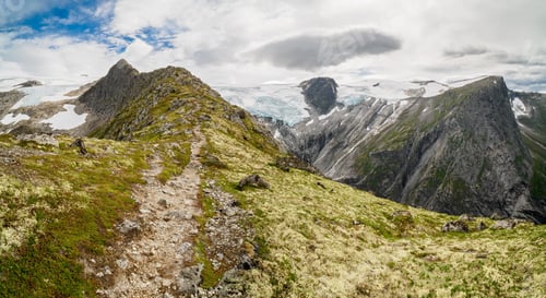 Preview: Views of peaks and glacier from Kattanakken, Jostedalsbreen National Park, Norway.
