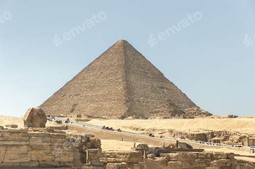 Preview: Beautiful shot of the historic Pyramids in the Giza Plateau in Egypt