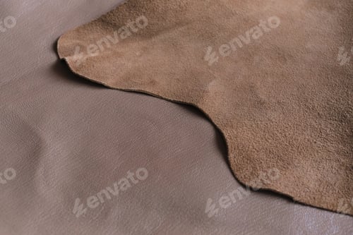 Preview: top-notch brown leather, revealing the fine details and exceptional quality. Craftsmanship