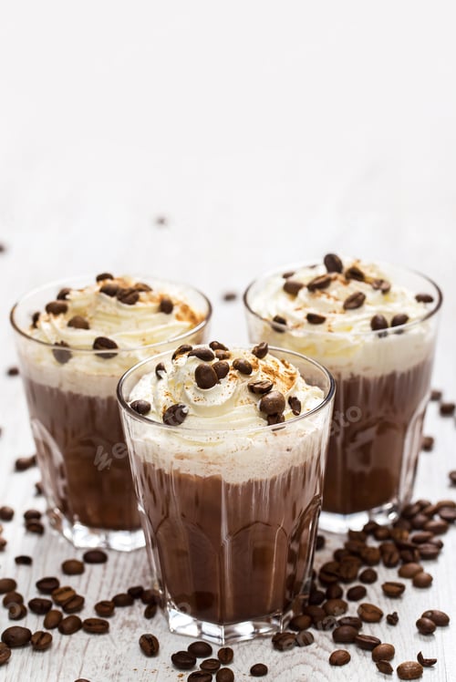 Preview: Coffee cocktail with cream foam