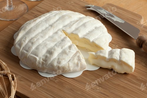 Preview: Piece of Italian Tuma dla Paja cheese