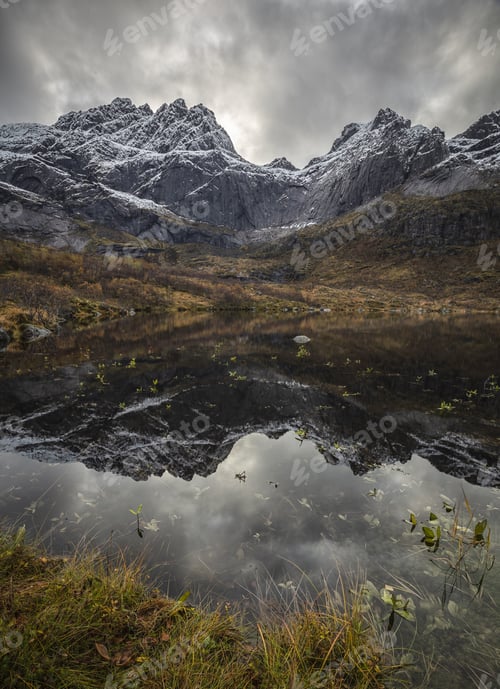 Preview: Lofoten lake