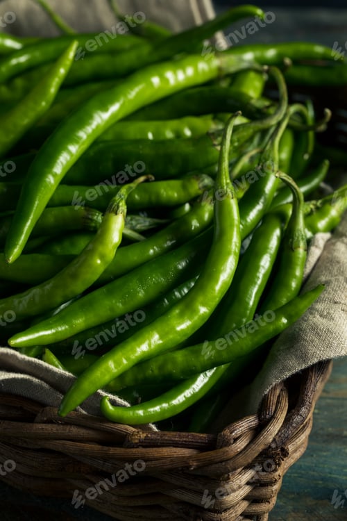 Preview: Organic Green Finger Peppers