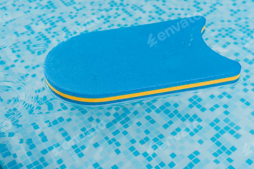 Preview: flutter board in swimming pool with blue water