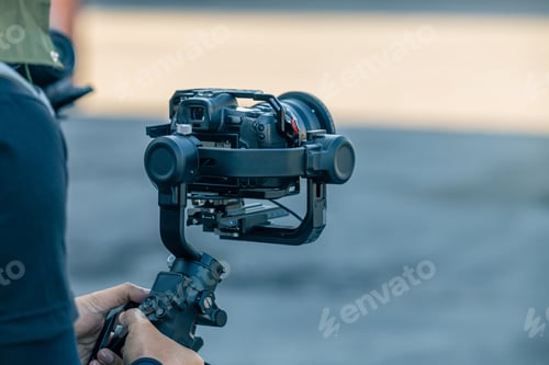Preview: Gimbal stabilizer with mirrorless digital camera anti shake for video production cinematography