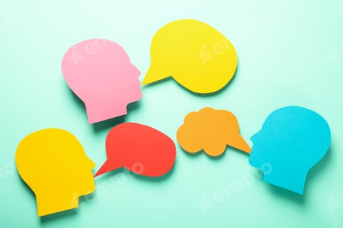 Preview: Paper heads with speech bubbles on mint background