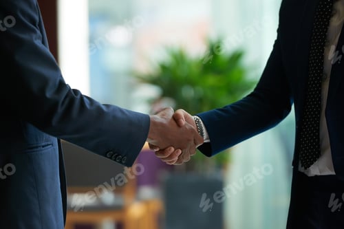 Preview: Firm handshake