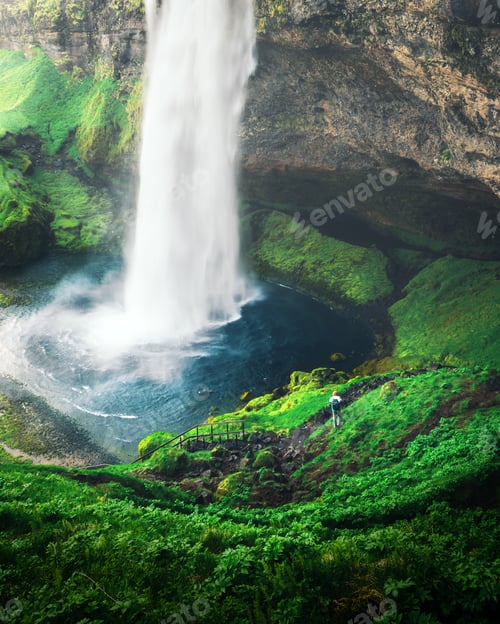 Preview: Sunrise on Seljalandfoss waterfall