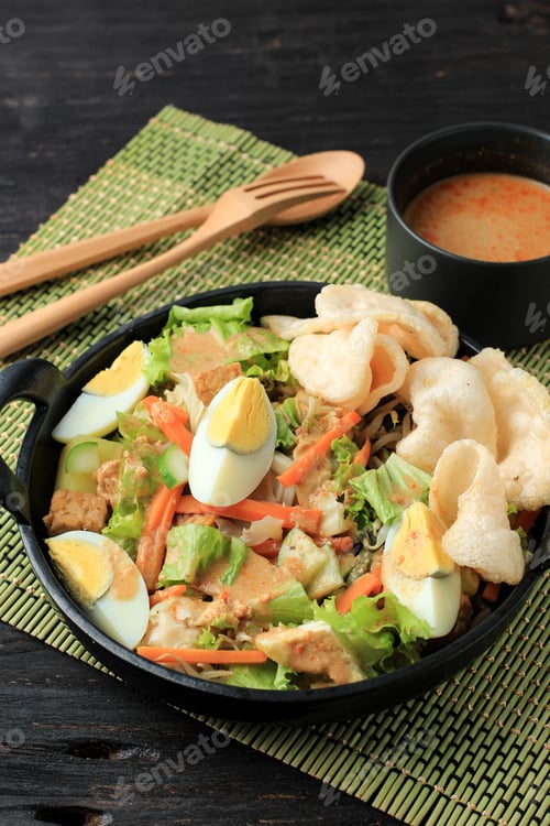 Preview: Gado-Gado, Indonesian Traditional Food Mix Vegetable Salad Served with Peanut Sauce