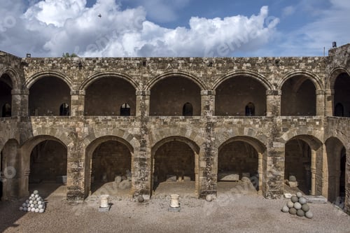 Preview: The old town of Rhodes in Greece