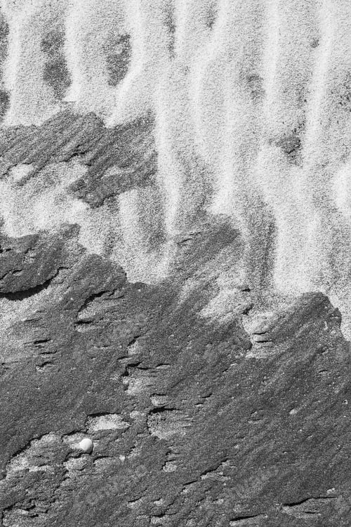 Preview: Intricate patterns form in the sand