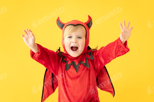 Preview: Happy child dressed Halloween costume