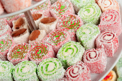Preview: Turkish delight on a wooden table.
