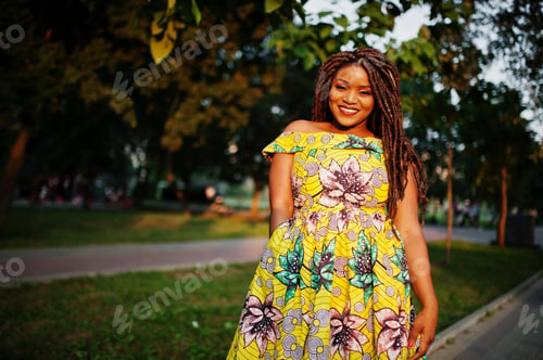 Preview: Cute small height african american girl