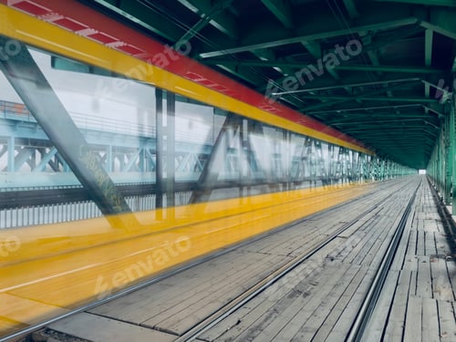 Preview: Train
