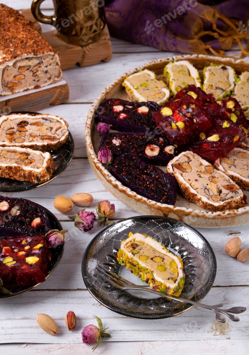 Preview: Sliced Turkish delight assortment with cream filling