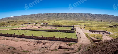 Preview: Ruins of Tiwanaku (Tiahuanaco), Pre-Columbian archaeological site - La Paz, Bolivia