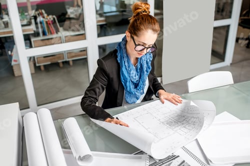 Preview: Architect working in the office